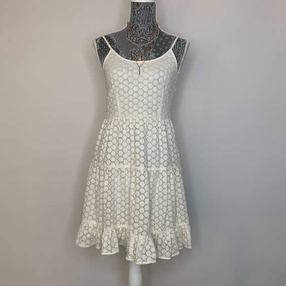 Dresses & Skirts - Floral Crochet Cross Back Tiered Ivory Dress